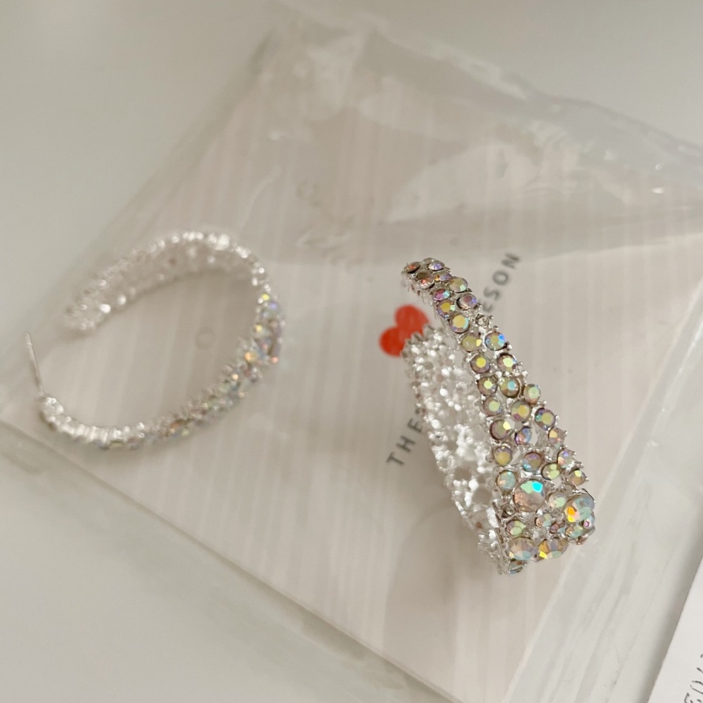 NEW rhinestone hoop earrings